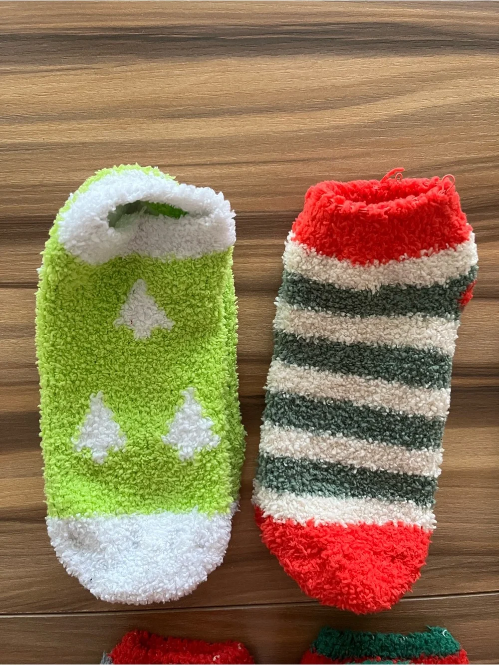 Big Kids Christmas Fuzzy Socks 5 Pair Bundle Warm and Fuzzy Socks Size One Size